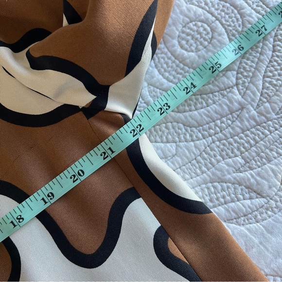 Diane Von Furstenberg - Abstract Swirl Print Silk Lightweight Coat - Picture 11 of 16